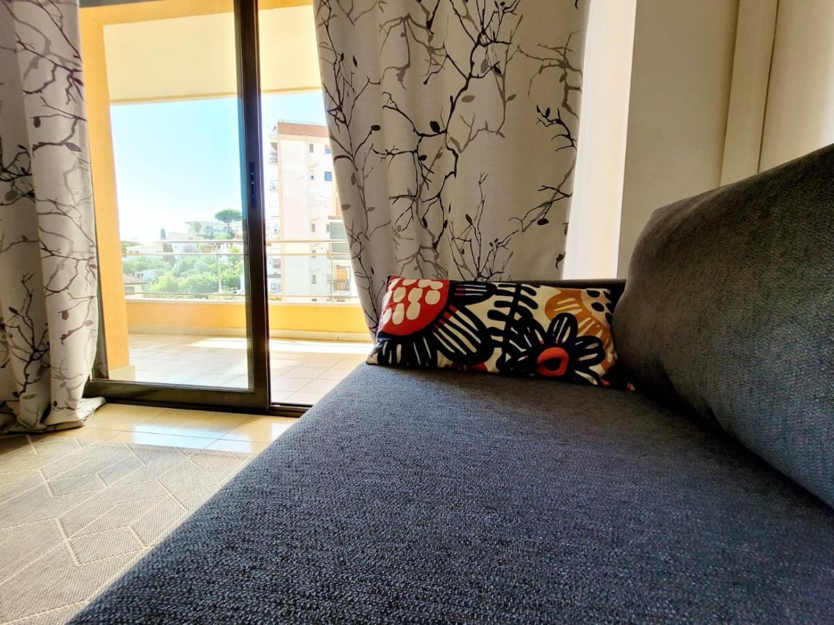 Apartament Lloret De Mar With Terrace Exteriör bild