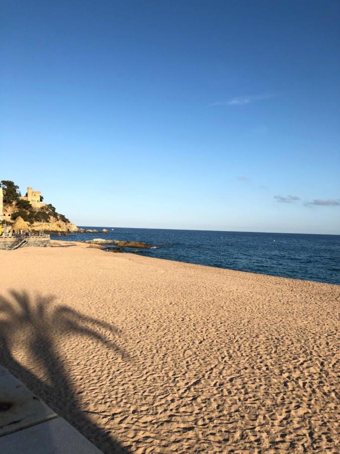 Apartament Lloret De Mar With Terrace Exteriör bild